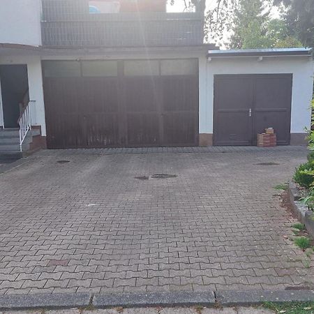 באדן-באדן Pension Ringo, Airport Pit Stop, Bahnhof Und Flughafen In Der Naehe מראה חיצוני תמונה